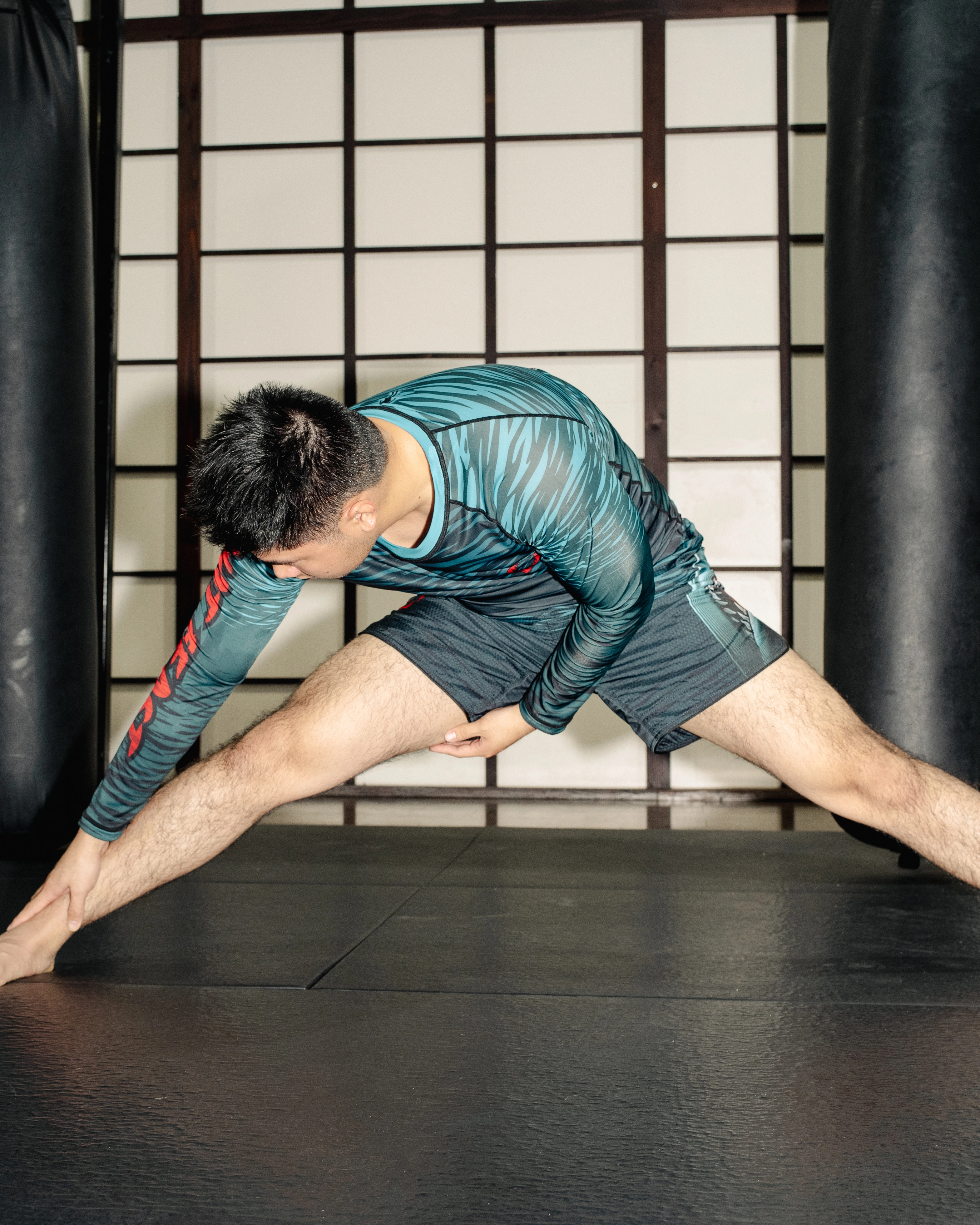 Stretching and mobility training at 10th Planet Covina